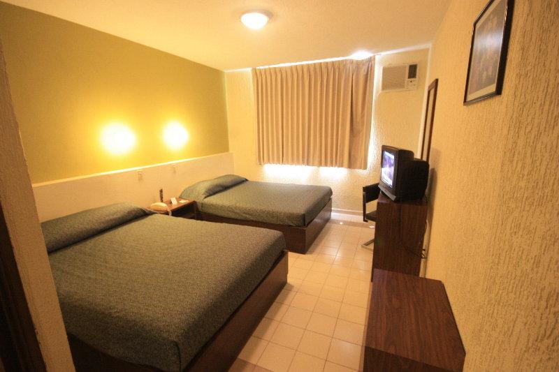 לאון Hotel Terranova מראה חיצוני תמונה