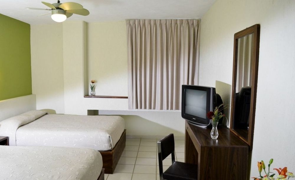 לאון Hotel Terranova מראה חיצוני תמונה