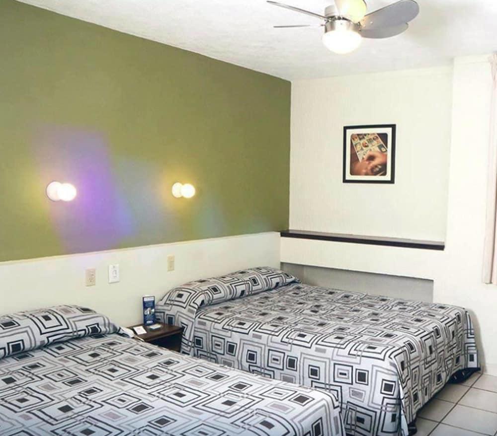 לאון Hotel Terranova מראה חיצוני תמונה